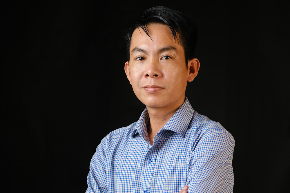 Lecturer